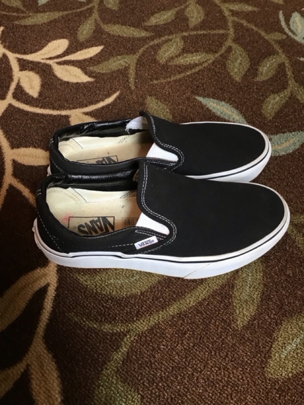 Vans slip on black old school sneakers